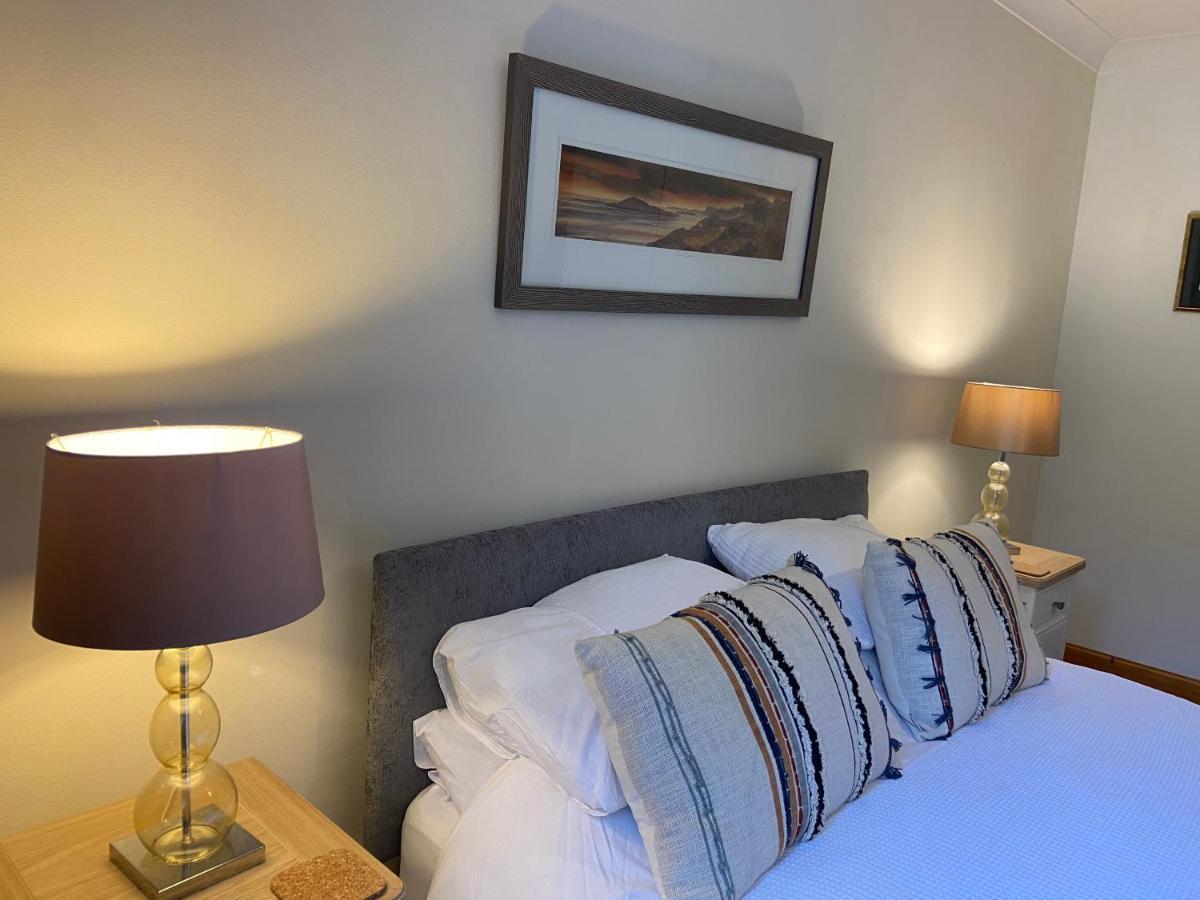 An Cladach Bed & Breakfast Bernisdale Exterior photo